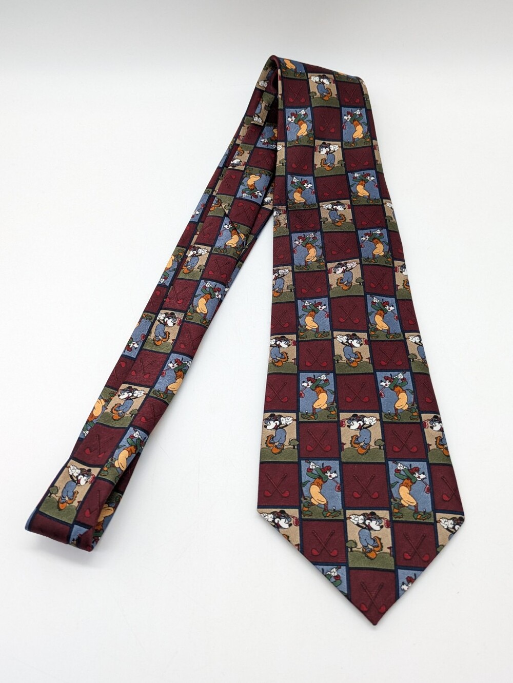 Vintage Mickey Mouse & Goofy Maroon Blue Novelty Golf Mens Tie